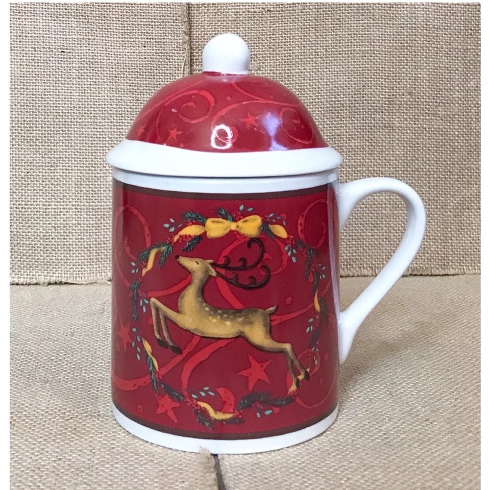 Vintage Wreath Reindeer Red Coffee Mug Cup with Lid Christmas Whimsical Playful